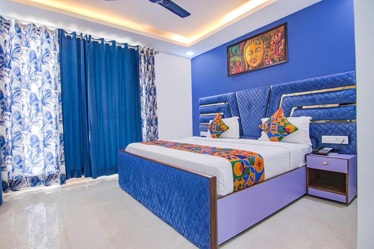 Fabhotel Satyam International Noida Exterior foto