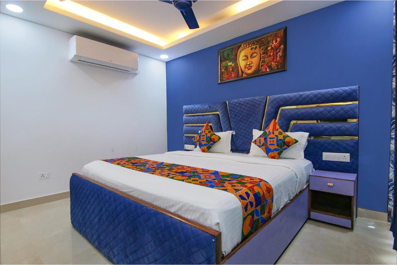 Fabhotel Satyam International Noida Exterior foto